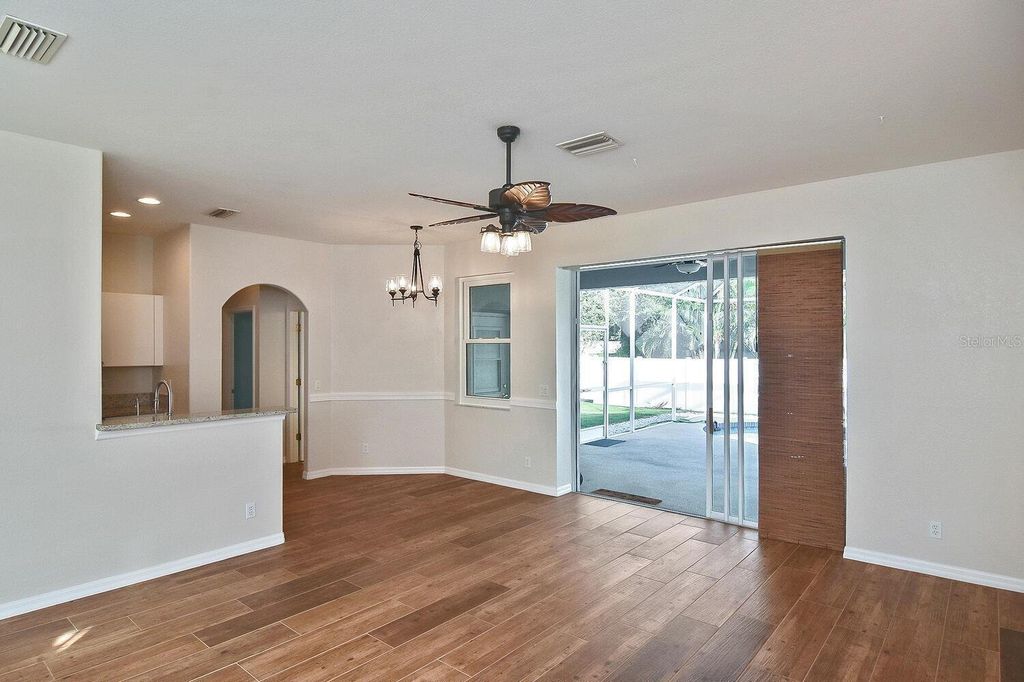 Property photo 2 of 19 <Alttext/>