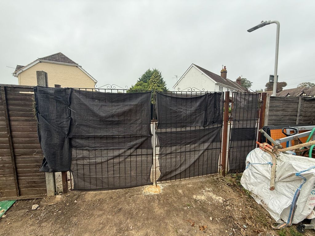 Property photo 3 of 9