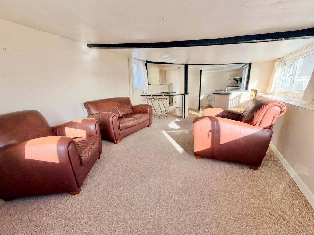 Property photo 2 of 11 Img_9712.Jpeg