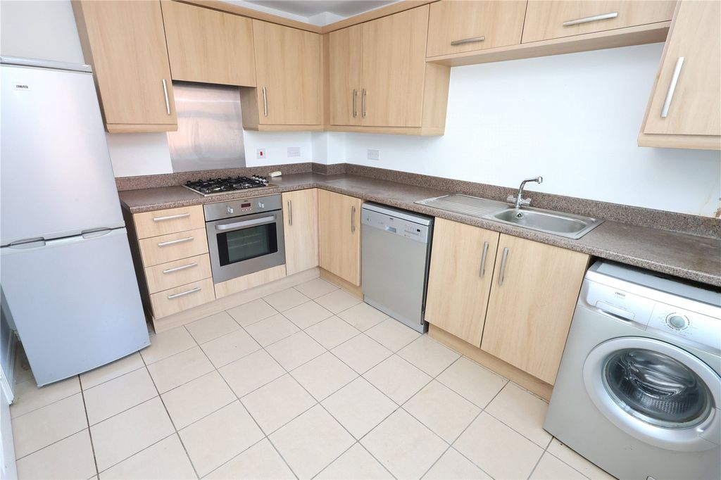 Property photo 3 of 13 Picture No. 11