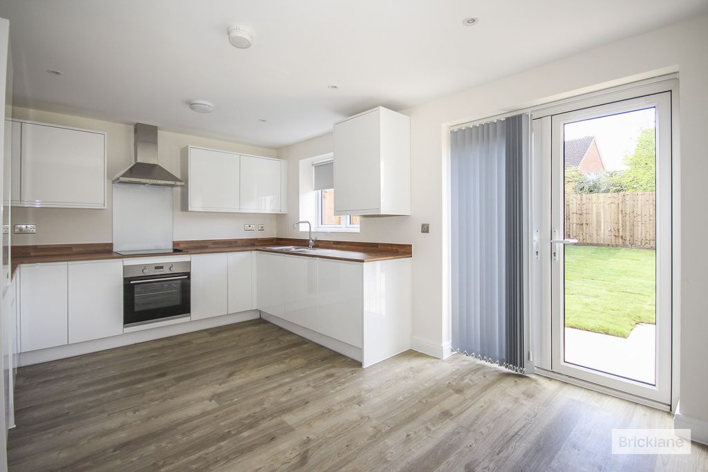 Property photo 2 of 14 Image