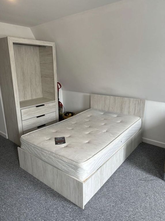 Property photo 2 of 16 9507521.Png