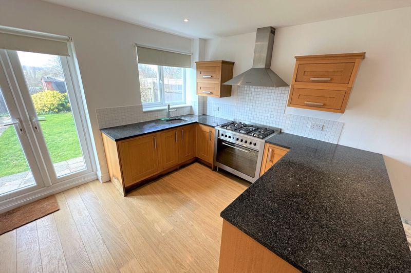 Property photo 3 of 11 Photo 3