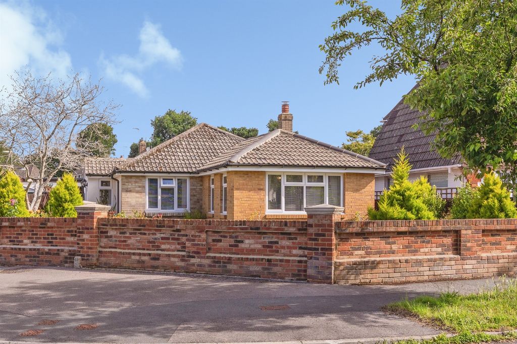 Property photo 1 of 24