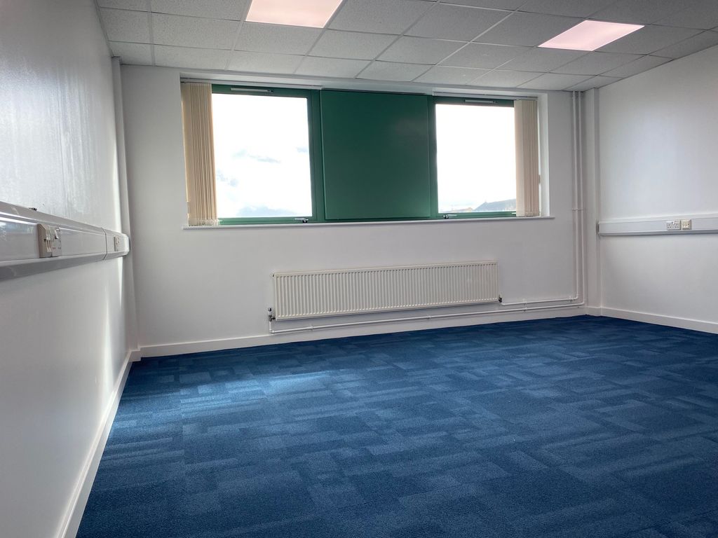 Property photo 3 of 4 Office (Unit 73) To Let