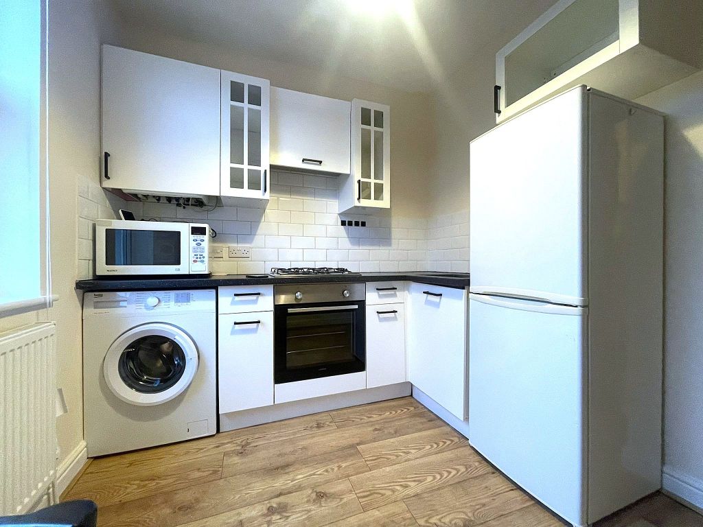 Property photo 3 of 8