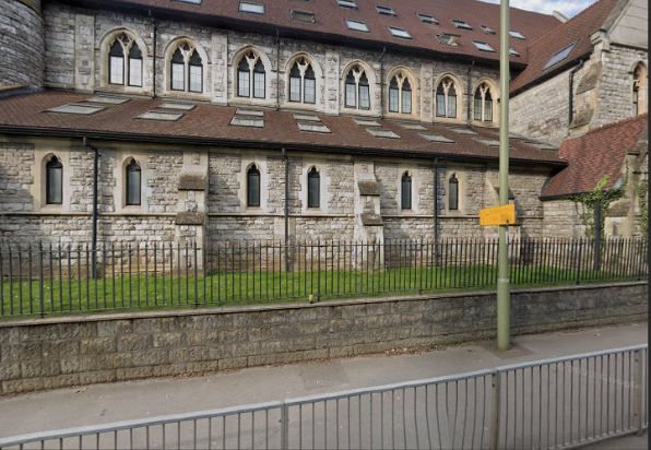 Property photo 1 of 4