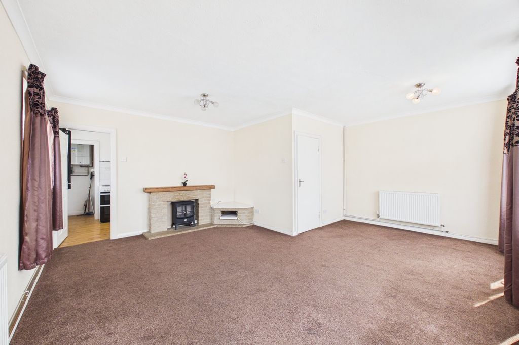 Property photo 1 of 9 Picture No. 10