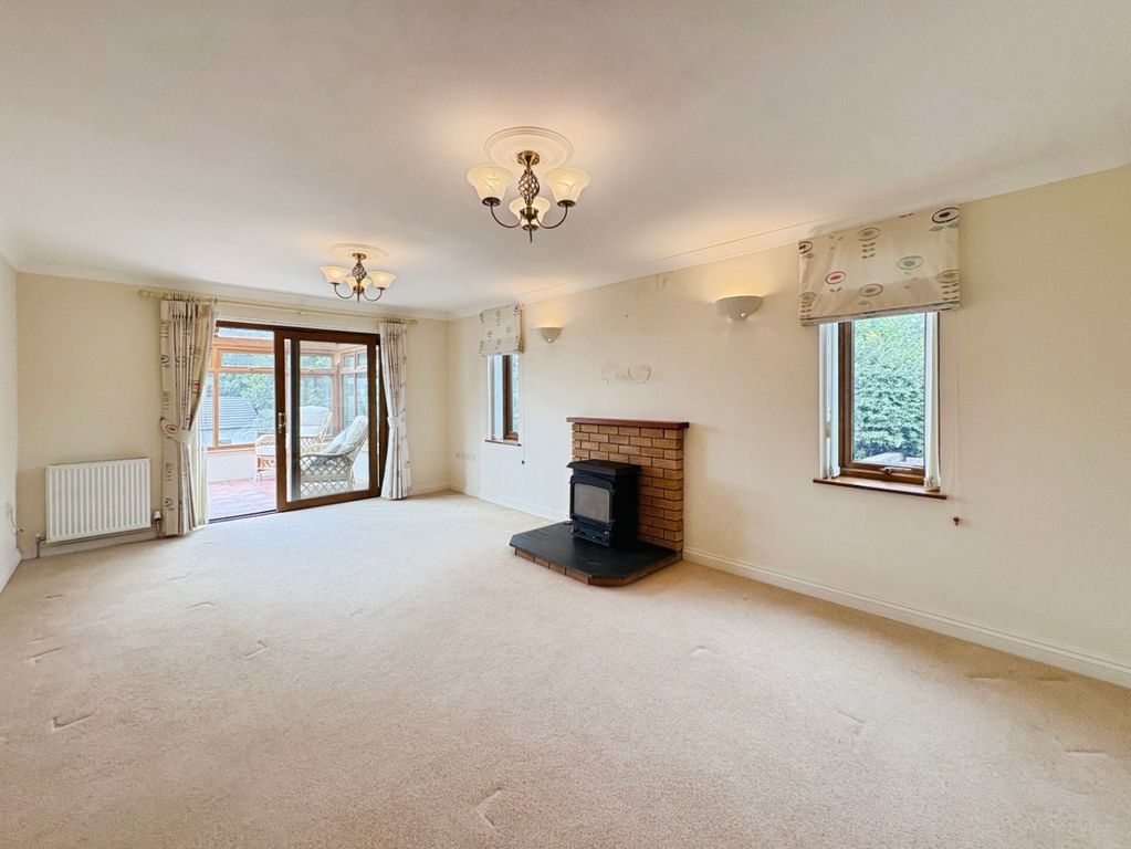 Property photo 2 of 22 5344355