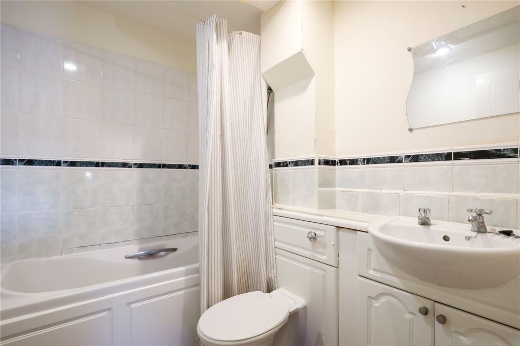 Property photo 3 of 9 Picture No. 06