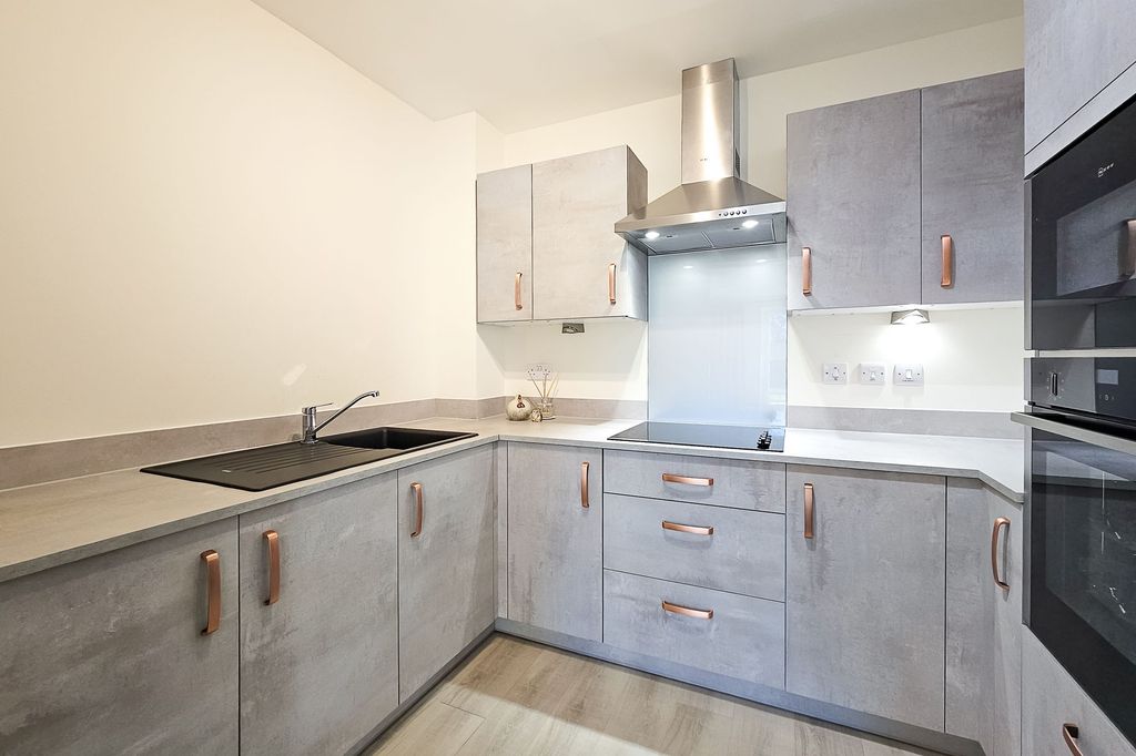 Property photo 3 of 26