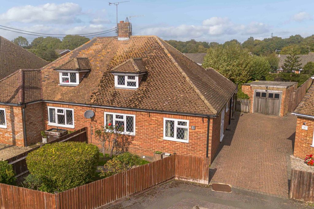 Property photo 1 of 8