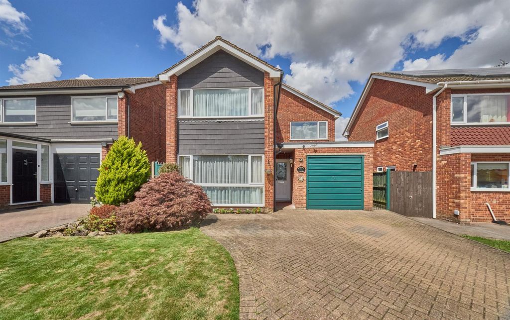 Property photo 1 of 14 62 Laneside Drive Hk 13.Jpg