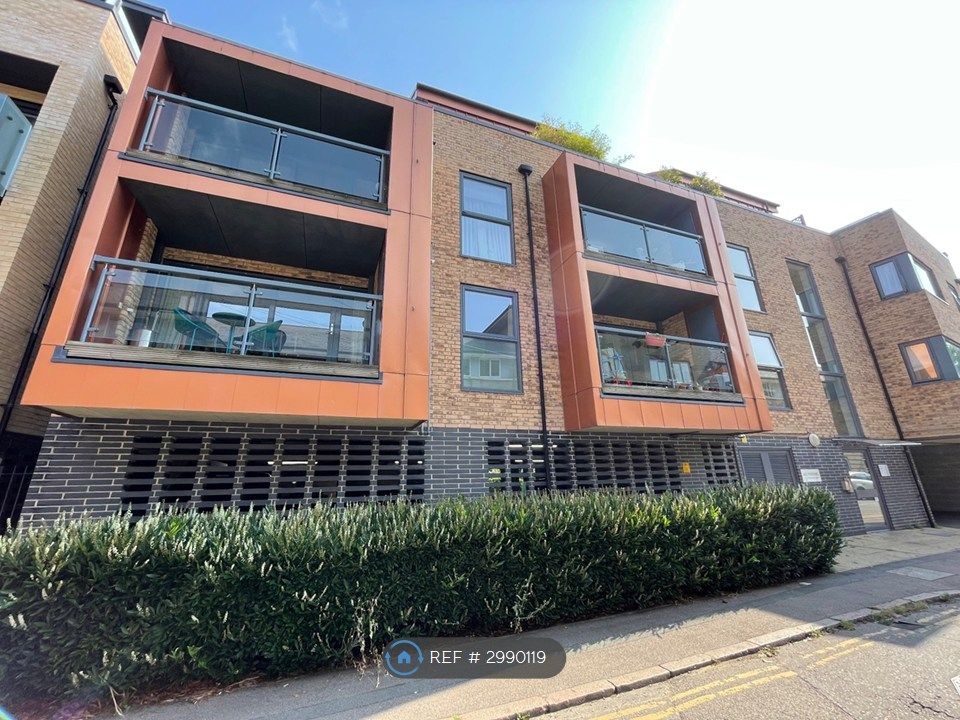 Property photo 1 of 8 Building