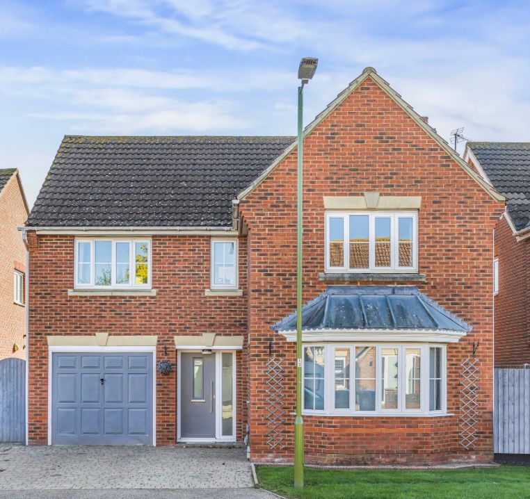 Property photo 1 of 24 98cc83A3575B43A6B127c1Eb0565c70F