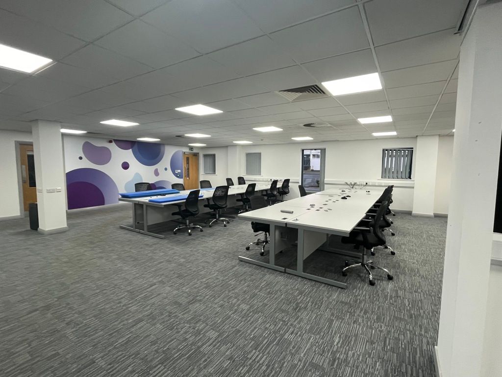 Property photo 2 of 9 Photo 8