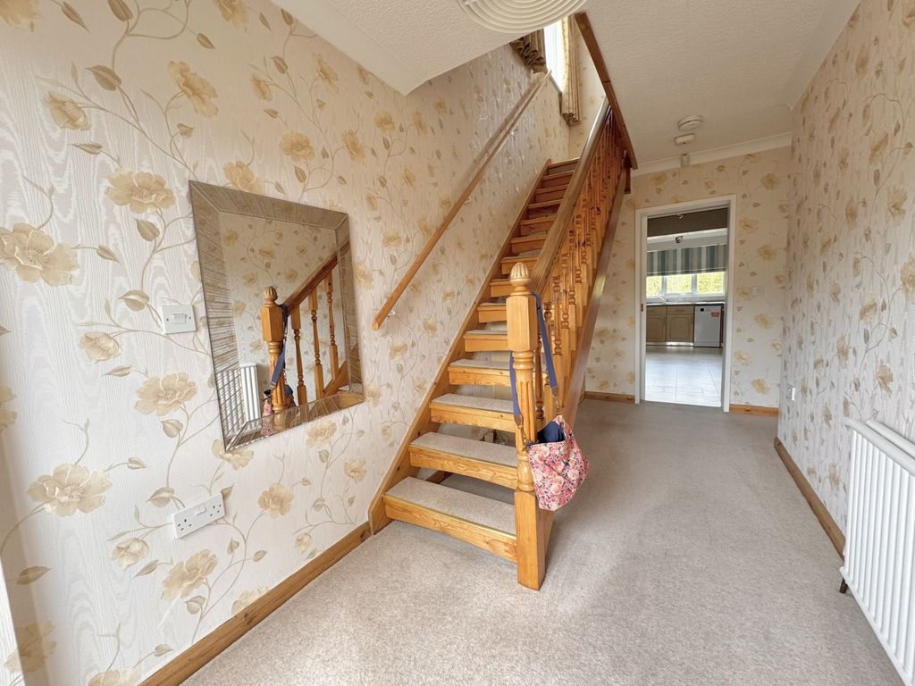 Property photo 3 of 30 Img_9356