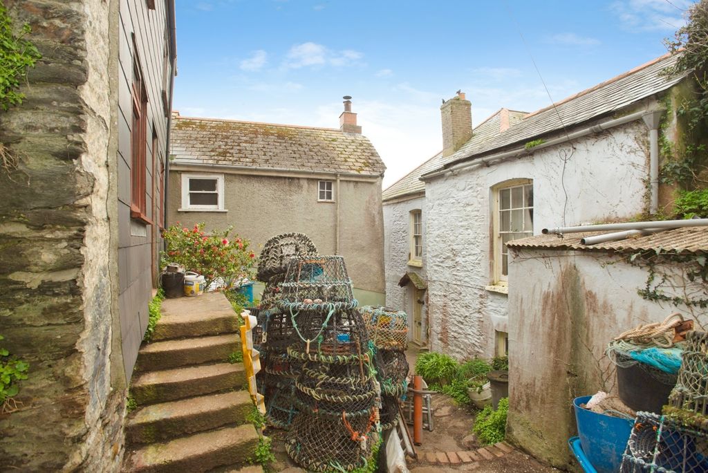 Property photo 3 of 20 Pbox-Img.Jpg