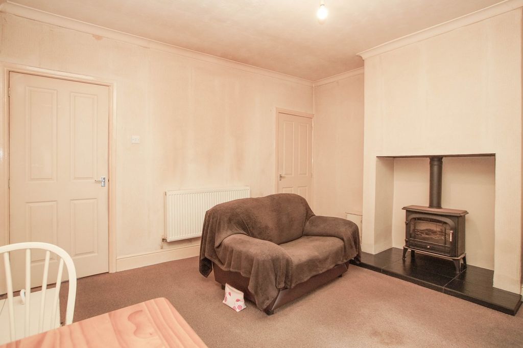 Property photo 3 of 15 Dining Room