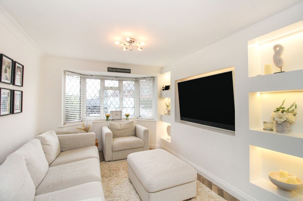 Property photo 3 of 14 Lounge-Dining Room