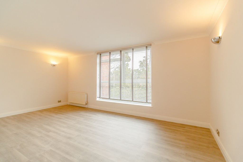 Property photo 3 of 12 3