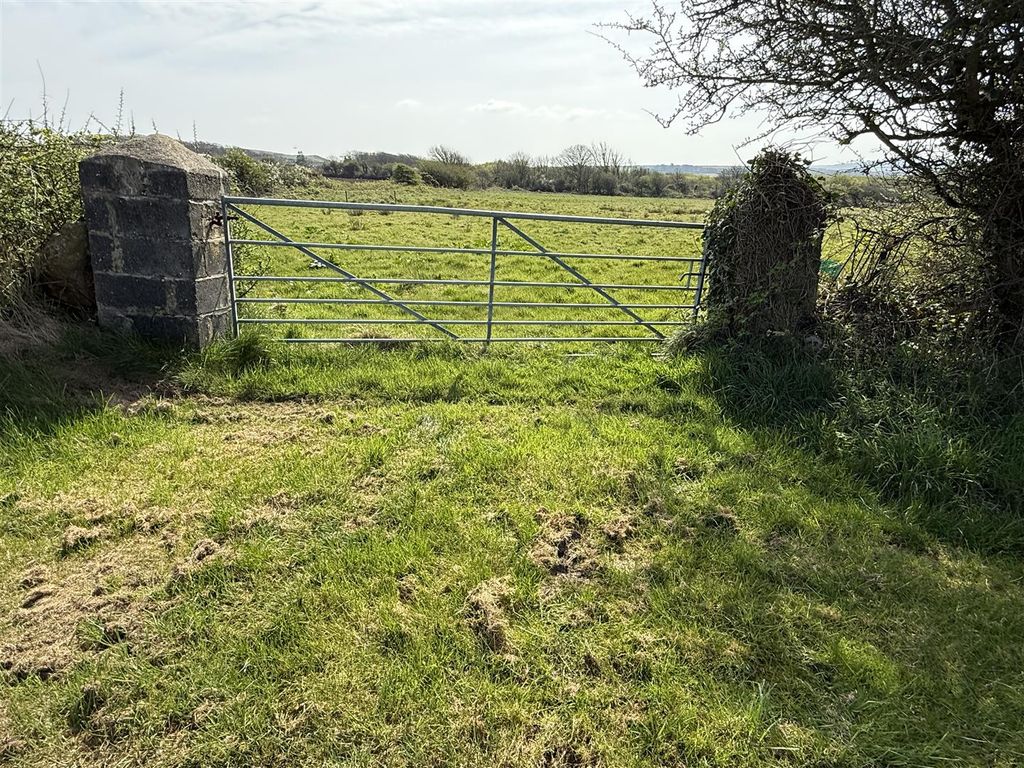 Property photo 3 of 9 Img_3933.Jpg