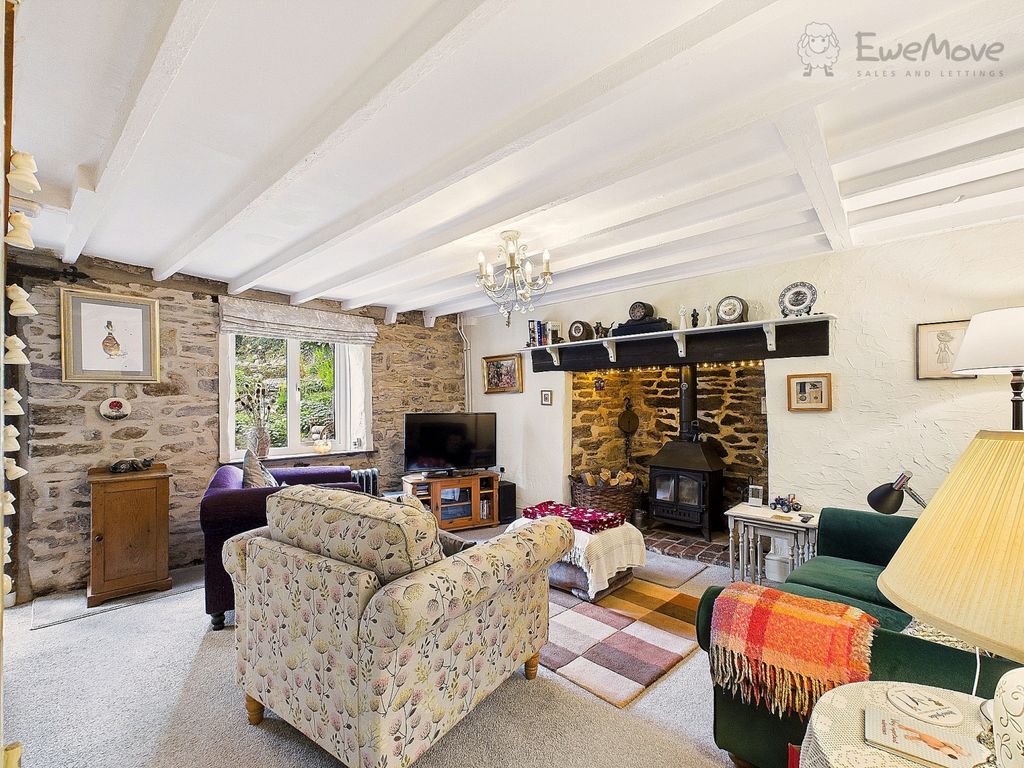 Property photo 3 of 16 Ewemove South Molton - Western Cottage - Snug 1