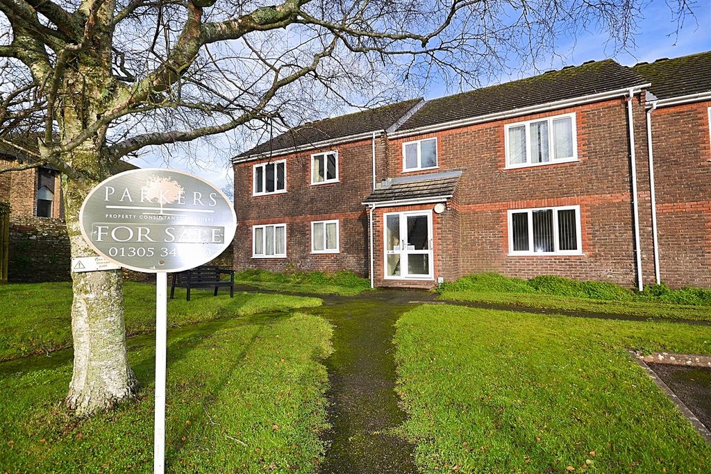 Property photo 1 of 8 1 (4).Png