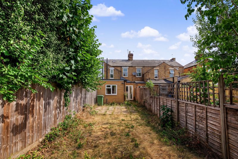 Property photo 3 of 14 Essex Street