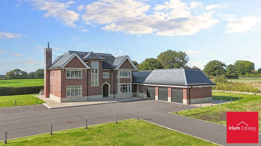 Property photo 1 of 77