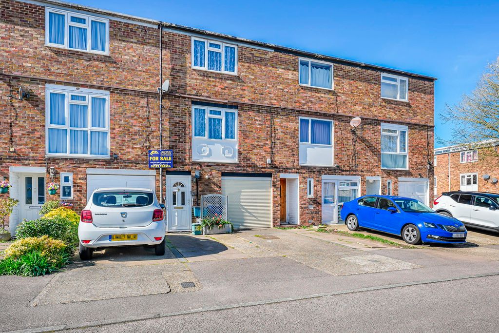 Property photo 1 of 25