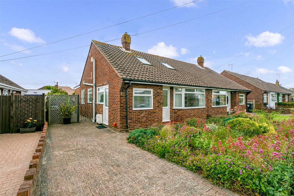 Property photo 2 of 21 Picture No. 29