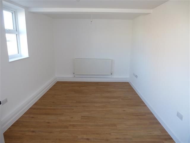 Property photo 2 of 4 Living Room