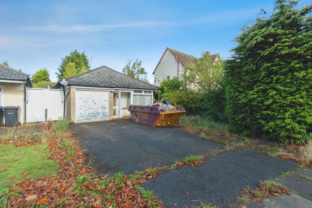 Property photo 1 of 17 Photo