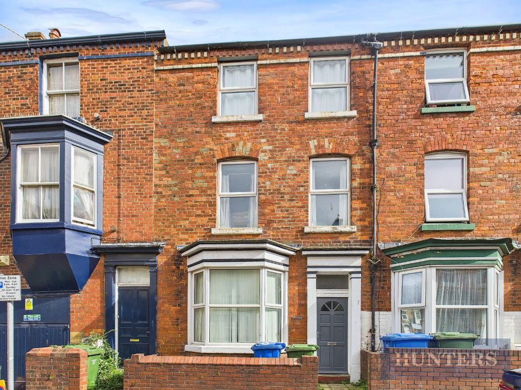 Property photo 1 of 16 Cam05316G0-Pr0199-Still016.Jpg