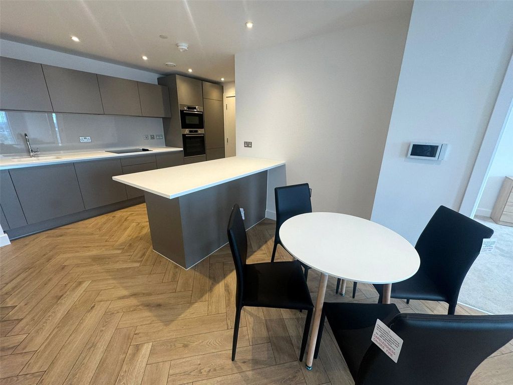 Property photo 2 of 12 Picture No. 07