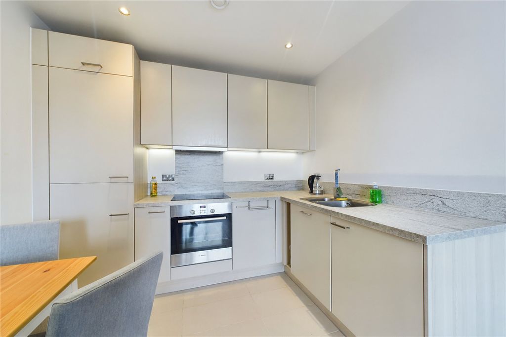 Property photo 2 of 7 Picture No. 15