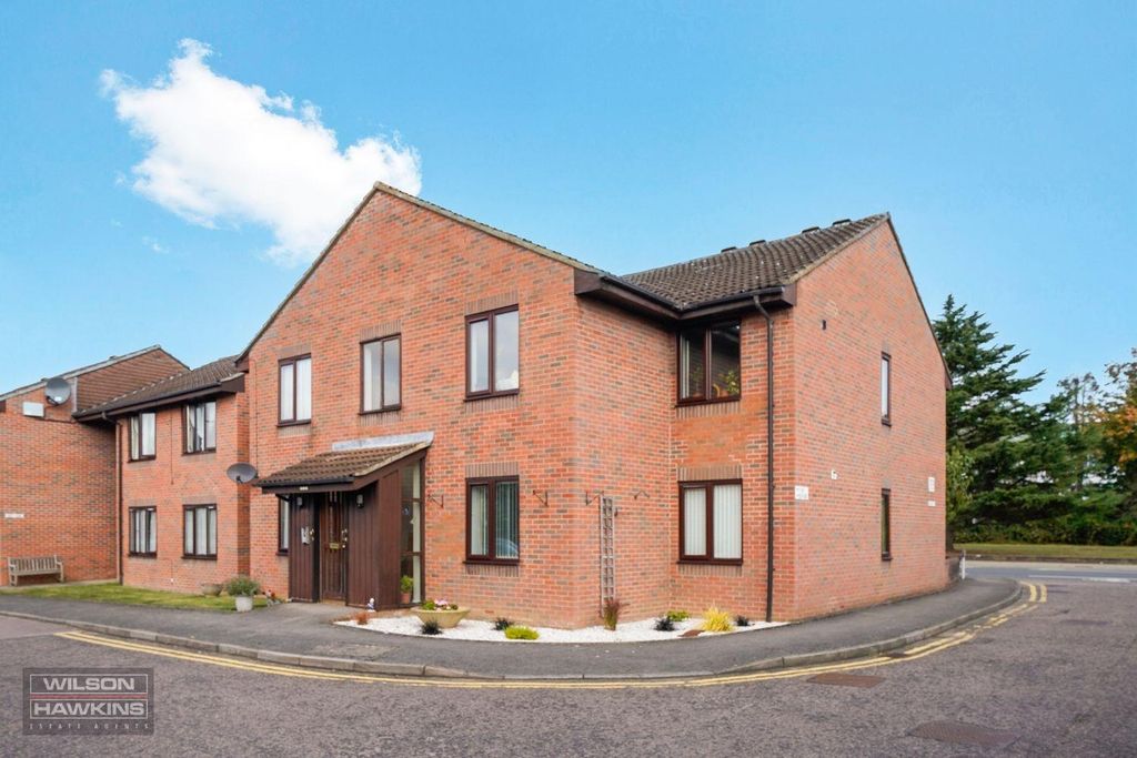 Property photo 1 of 10