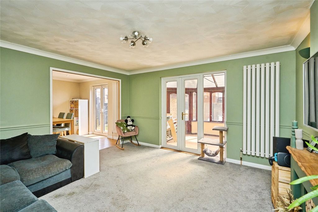 Property photo 2 of 21 Picture No. 14