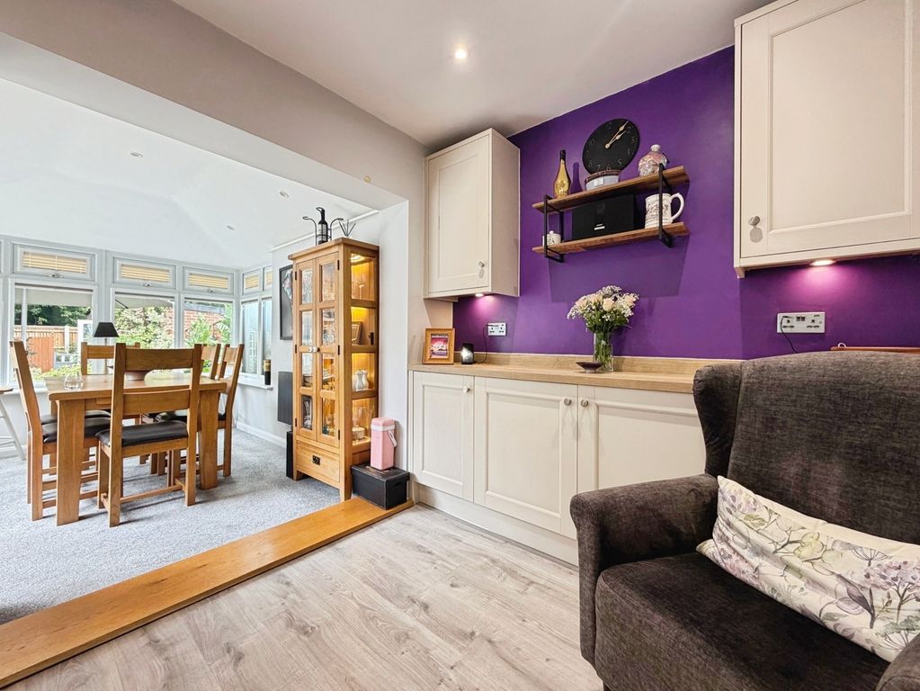 Property photo 3 of 13 Pbox-Img.Jpg