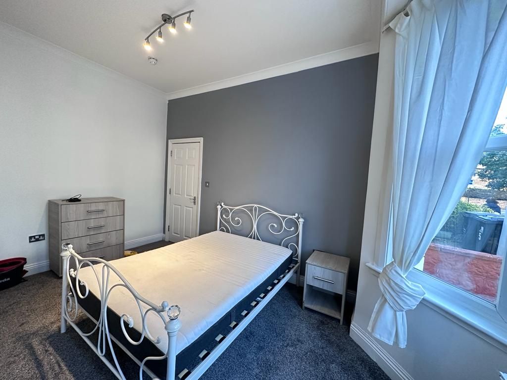 Property photo 1 of 3 7 Bedroom HMO Property