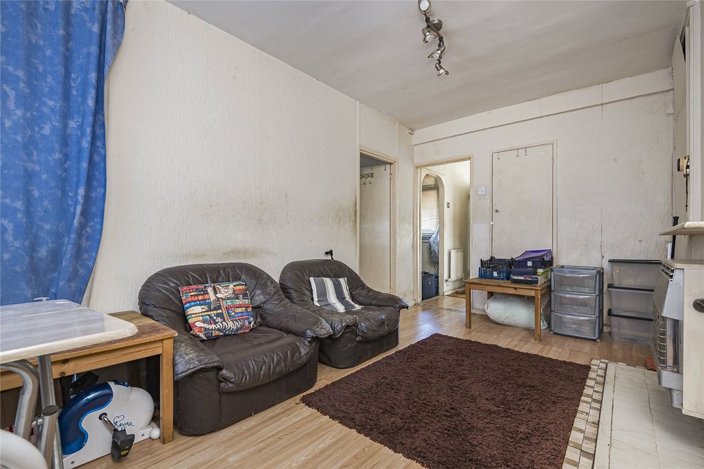 Property photo 3 of 8 Picture No. 01