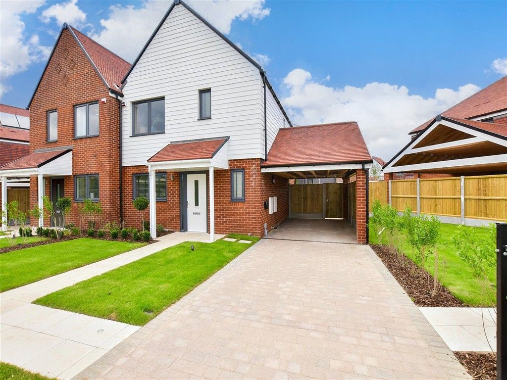 Property photo 1 of 6 Front