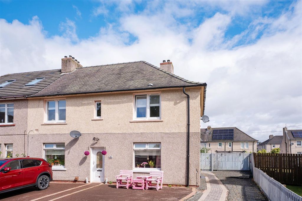 Property photo 1 of 26 7Broomside-6.Jpg