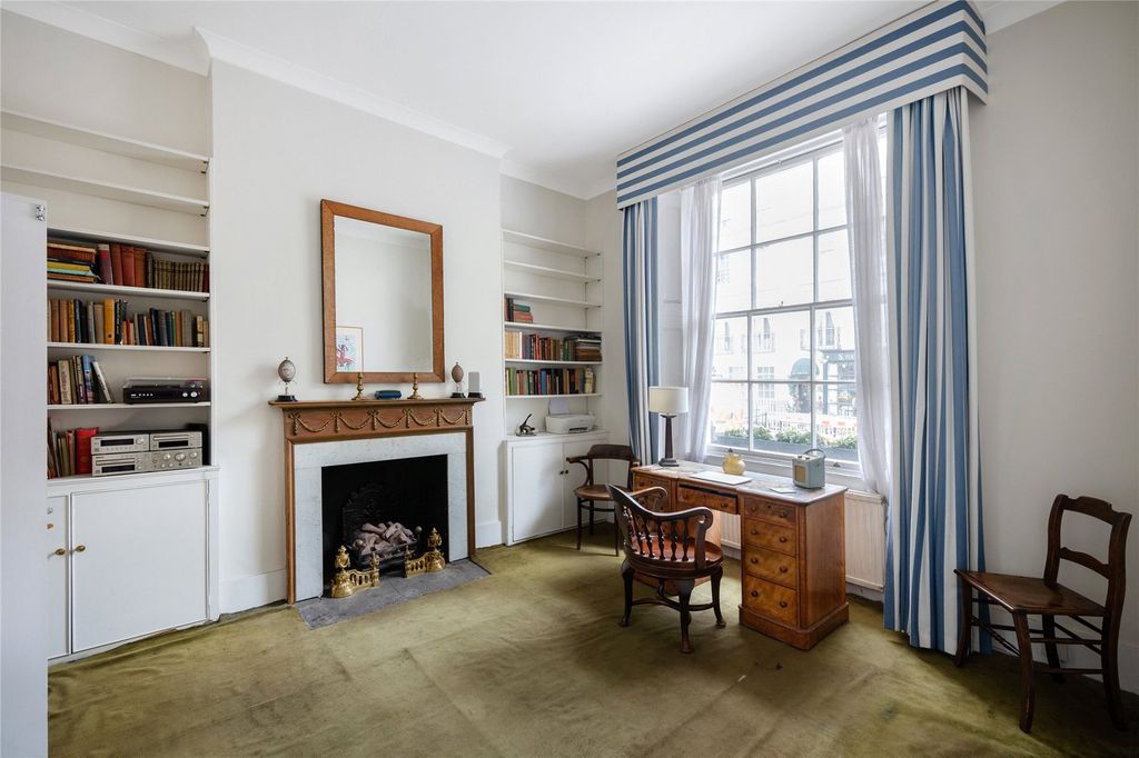 Property photo 2 of 30 Picture No. 01