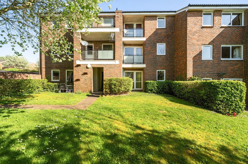 Property photo 1 of 9 1450922-6-69E88E4...