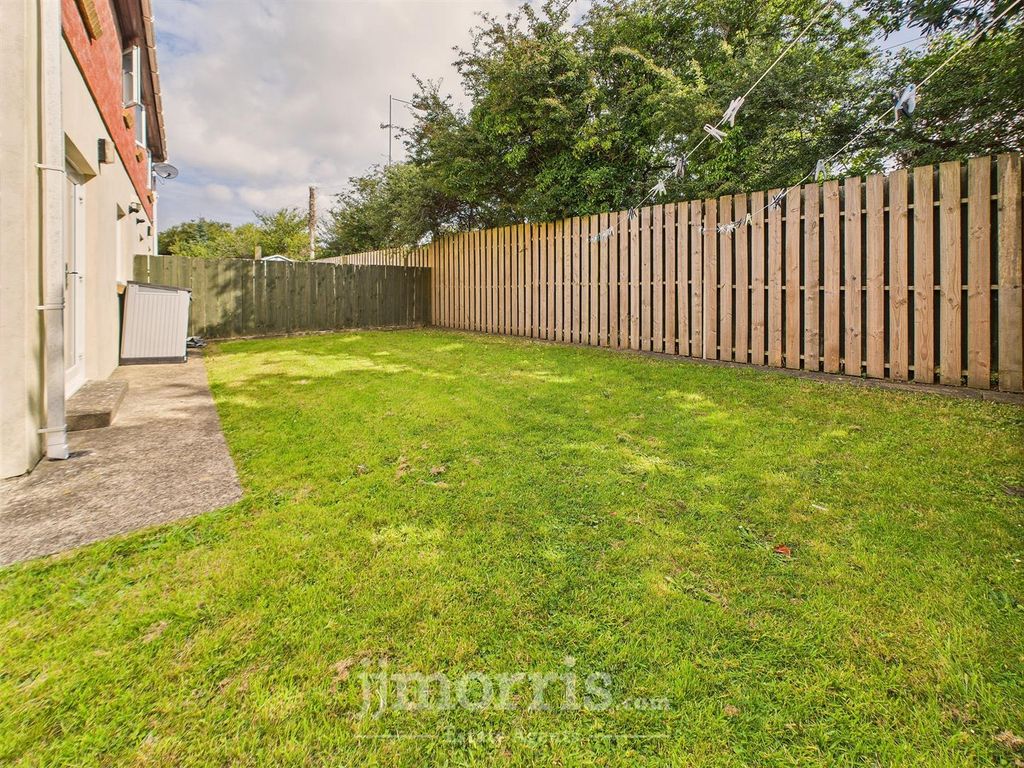 Property photo 3 of 22 Cam02122G0-Pr0352-Still030.Jpg
