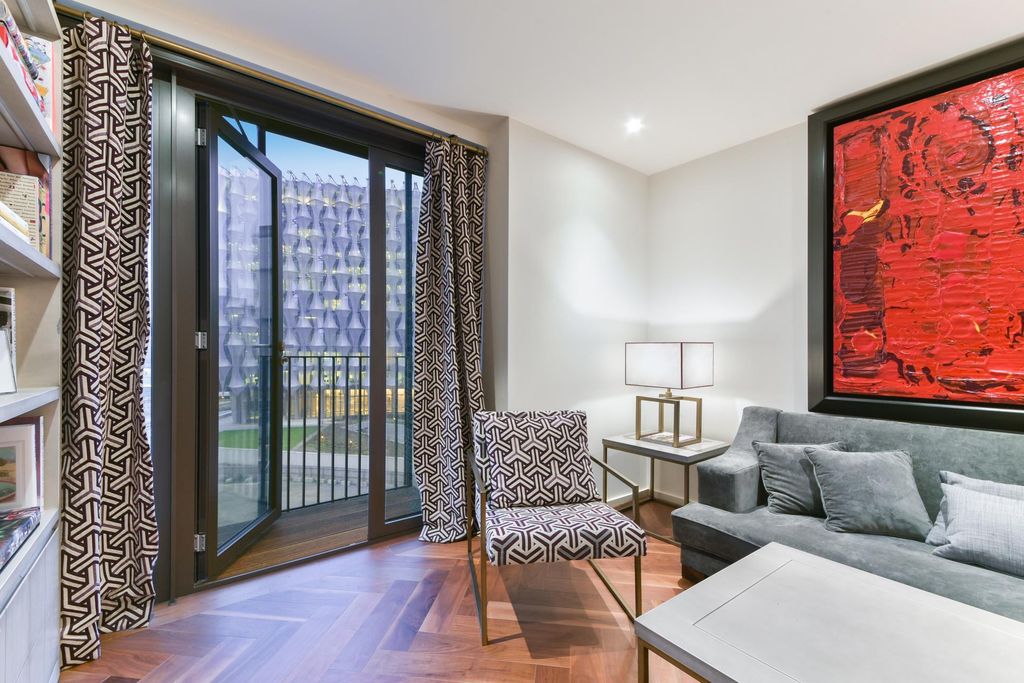 Property photo 3 of 20