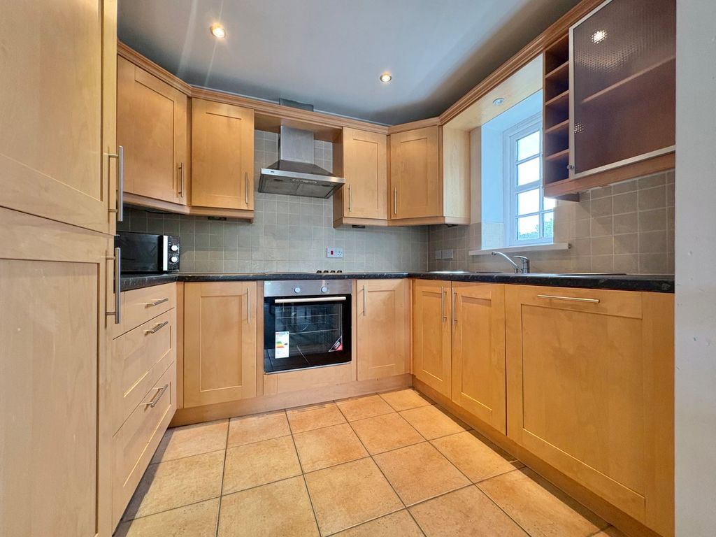 Property photo 3 of 14 Picture No. 18