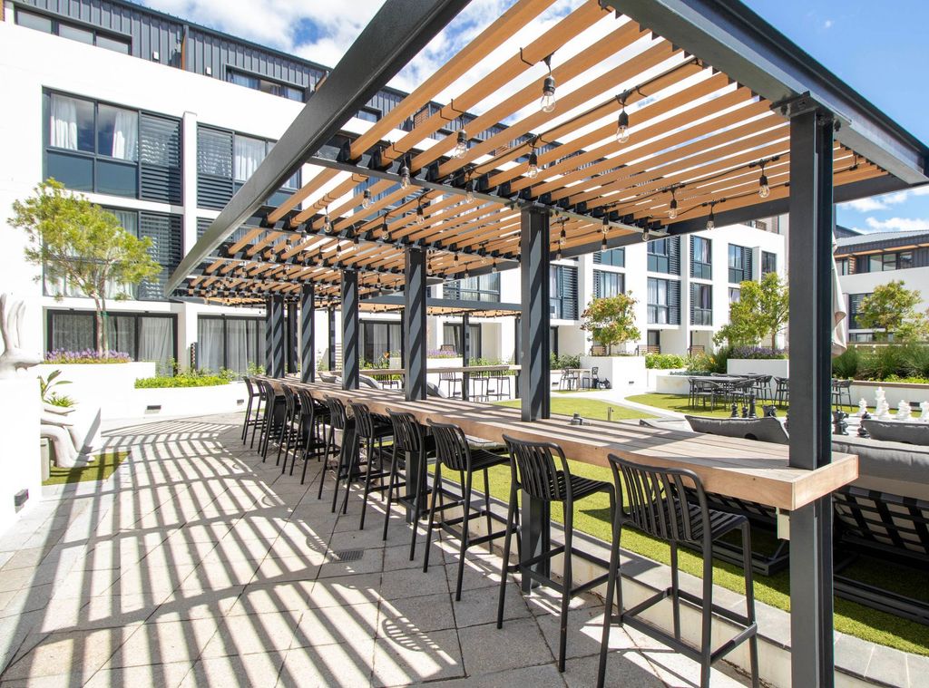 Property photo 2 of 77 St1718692